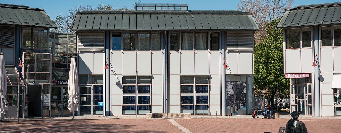 Zahnarztpraxis Michael Gitt_außen Die Zahnarztpraxis Dr. Gitt in Dachau von außen.